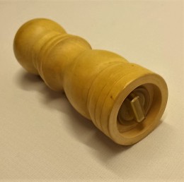 Obrázek výrobku: Dřevěná slánka - 13 cm