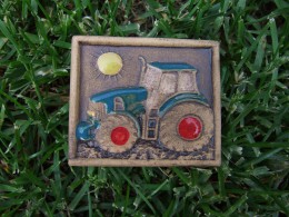 Obrázek výrobku: Magnetka keramická- traktor
