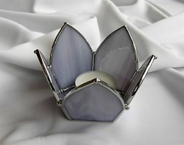 Obrázek výrobku: Svícen Lotos fialový